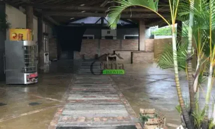 Casa comercial para alugar na Rua Nicolau Antonio Brilha, Centro, Mairiporã