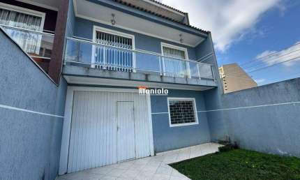 Casa com 3 quartos para alugar na Rua Brigadeiro Arthur Carlos Peralta, Bom Jesus, São José dos Pinhais