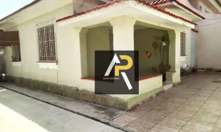 Casa térrea 206 m² com 3 quartos, edícula e amplo terreno a venda no Mogilar - Mogi das Cruzes/SP