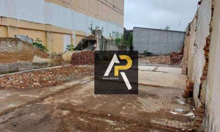 Terreno plano a venda 265 m² no Centro de Suzano/SP