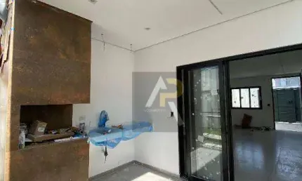 Sobrado com 3 dormitórios à venda, 105 m² por R$ 679.000 - Jardim das Bandeiras - Mogi das Cruzes/SP