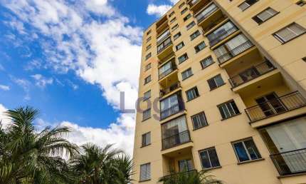 Apartamento para Locação no Campo Limpo - 2 Dormitórios com Vaga e Varanda!
