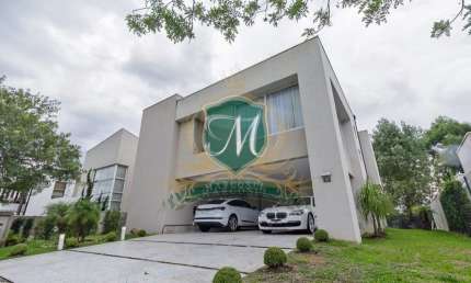 Casa dos seus Sonhos em  Alphaville Pinhais a sua espera ! Casa com 4 suites, 4 salas, 5 bh, area gourmet, e a visao para a mata do Condominio !