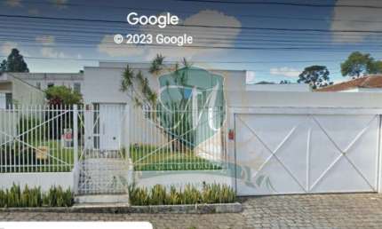 Excelente casa a venda no Ahu, com 290 m² num terreno de 522 m². Para Residencial ou Comercial. 5 Qto, 2 suite, gar 8 carros, 5 bh. Proximo a OAB.