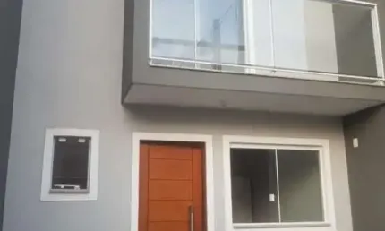 Casa com 2 quartos à venda na Rua Adolfo Ribeiro Padilha, 002, Aventureiro, Joinville por R$ 330.000
