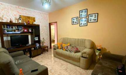 CASA COM EDÍCULA : 2 dormitórios à venda, 184 m² por R$ 370.000 - Mombaça - Pindamonhangaba/SP
