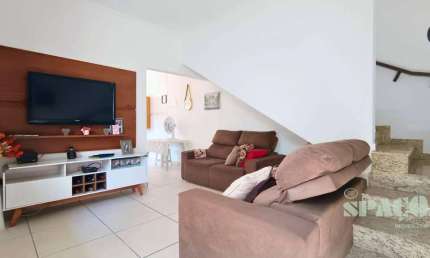 Sobrado com 3 dormitórios à venda, 272 m² por R$ 850.000,00 - Residencial Comercial Vila Verde - Pindamonhangaba/SP