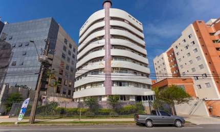 Prédio à venda no Ahú, Curitiba 