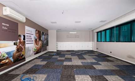Sala comercial à venda na Rua Visconde do Rio Branco, Centro, Curitiba por R$ 1.000.000
