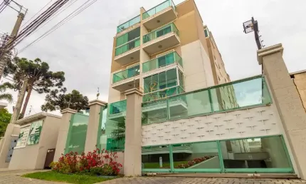Prédio para alugar na Rua Paulo Setúbal, Boqueirão, Curitiba