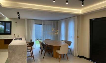 Casa em condomínio fechado com 3 quartos para alugar em Santa Felicidade, Curitiba  por R$ 9.500