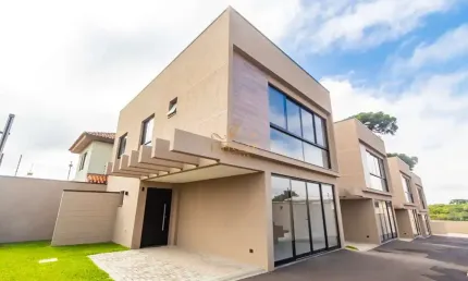Casa em condomínio fechado com 3 quartos para alugar na Rua João Batista Franceschini, Santa Felicidade, Curitiba por R$ 4.900