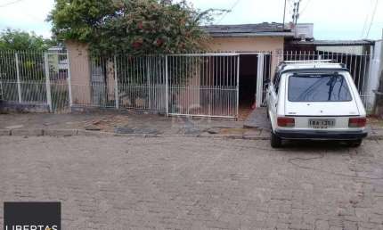 Casa para Venda - 347.76m², 2 dormitórios, 3 vagas - São José