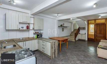 Casa para Venda - 430m², 0 dormitórios, Santa Tereza