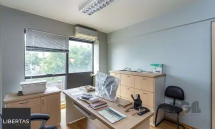 Sala comercial à venda na Avenida Ipiranga, 745, Praia de Belas, Porto Alegre