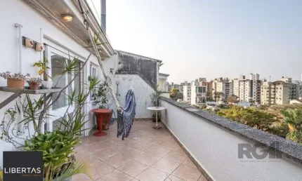 Cobertura no bairro Tristeza de 2 dormitórios e vaga Desocupada