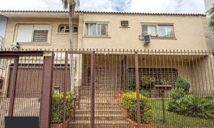 Casa com 3 quartos para alugar na Rua Assunção, 195, Jardim Lindóia, Porto Alegre