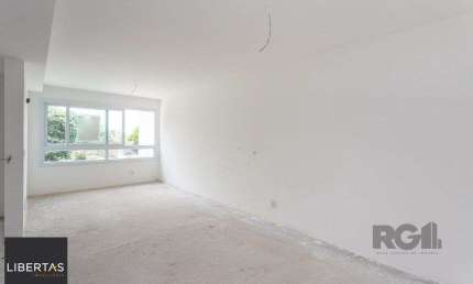 Apartamento de 2 dormitórios e 2 vagas NOVO desocupado