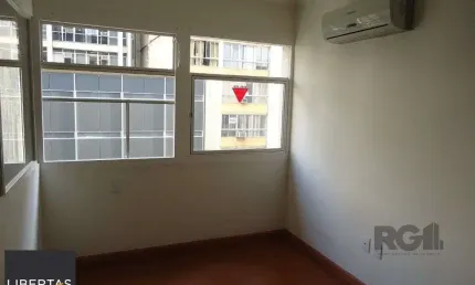 Sala comercial para alugar na Rua Uruguai, 335, Centro Histórico, Porto Alegre