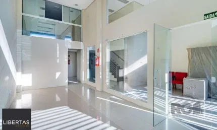 Ponto comercial para alugar na Rua Gomes de Freitas, 482, Jardim Itu Sabará, Porto Alegre