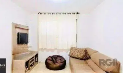 Apartamento no Jardim Botânico de 2 dormitórios desocupado