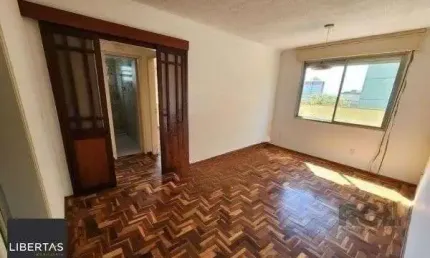 Apartamento no Passo D'areia de 2 dormitórios e vaga desocupado