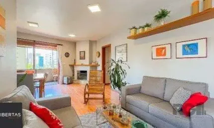 Vende-se amplo apartamento 3 quartos com suítes e 2 vagas ao lado do parcão - 135m² - rio branco