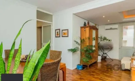 Apartamento com 3 quartos à venda na Rua Felipe Camarão, 175, Rio Branco, Porto Alegre