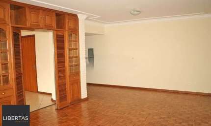 Apartamento 3 dormitórios, sendo 1 suites, 2 vagas - Mont Serrat