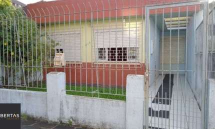 Casa com 3 quartos à venda na Rua Juarez Távora, 419, Vila João Pessoa, Porto Alegre