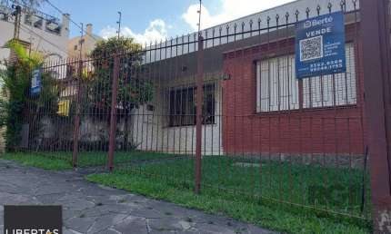 Casa com 3 quartos à venda na Rua Doutor Ernesto Ludwig, 340, Chácara das Pedras, Porto Alegre