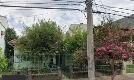Terreno à venda na Rua Veríssimo Rosa, 644, Partenon, Porto Alegre