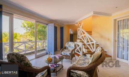 Casa - 4 suítes - 3 vagas - 350 m² - BAIRRO CHÁCARA DAS PEDRAS