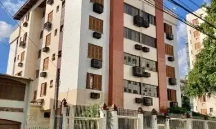 Excelente cobertura, 03 dorm com suite, churrasqueira, piscina e vista.