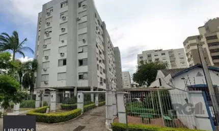 Apartamento 2 dormitórios com vaga escriturada no bairro Santana