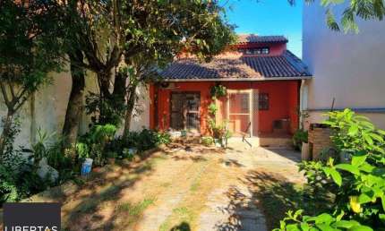 Casa com 2 quartos à venda na Rua Ladislau Neto, 165, Ipanema, Porto Alegre