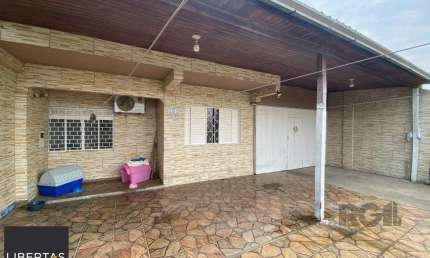Casa com 2 quartos à venda na Avenida Ignês E. Fagundes, 524, Restinga, Porto Alegre