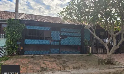 Casa com 2 quartos à venda na Rua Elaine Juchem Selistre, 341, Hípica, Porto Alegre