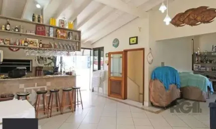 Casa com 3 quartos à venda na Rua Monteiro Lobato, 303, Partenon, Porto Alegre