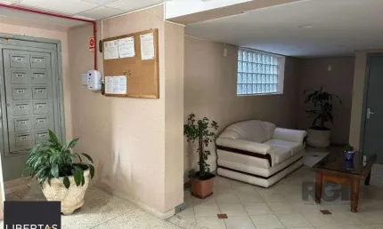 Apartamento com 2 quartos à venda na Rua Três de Maio, 253, Floresta, Porto Alegre