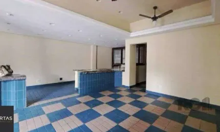 Ponto comercial à venda na Avenida Cristóvão Colombo, 1684, Floresta, Porto Alegre