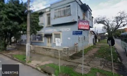 Casa à venda na Avenida General Emílio Lúcio Esteves, 292, Santa Maria Goretti, Porto Alegre
