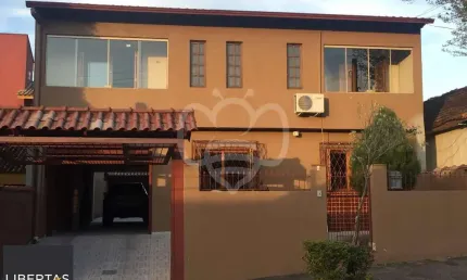 Casa com 4 quartos à venda na Rua Adroaldo Novo Correa, 126, Cavalhada, Porto Alegre