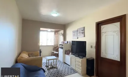 APARTAMENTO 2 DORMITÓRIOS COM LAVABO E VISTA DEFINIDA NO CENTRO HISTÓRICO