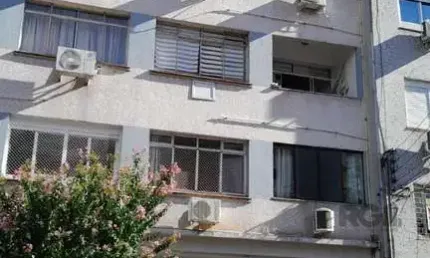 Apartamento 2 dormitórios,box,elevador,bairro centro histórico