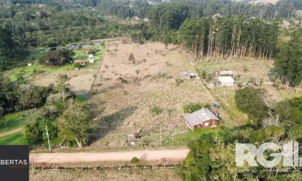 Chácara / sítio com 2 quartos à venda na Estrada do Varejão, 6000, Lami, Porto Alegre