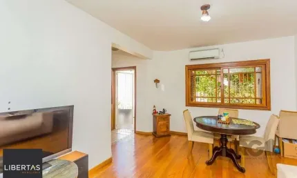 Casa com 2 quartos à venda na Travessa Chateaubriand, 93, Passo das Pedras, Porto Alegre
