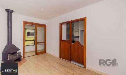 Apartamento 62m² - 2 dormitórios sendo 1 suíte e 1 vaga no bairro Tristeza