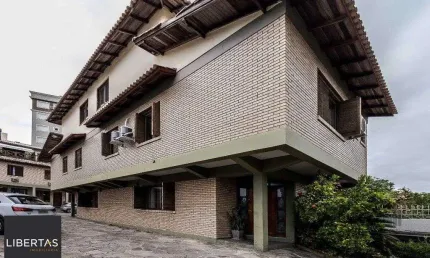 Casa em condomínio fechado com 3 quartos à venda na Avenida Karl Iwers, 252, Jardim Itu Sabará, Porto Alegre