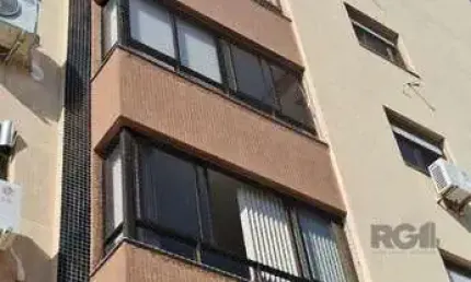 Apartamento 02 dormitórios alto padrão, bairro são joão, com 02 vagas cobertas